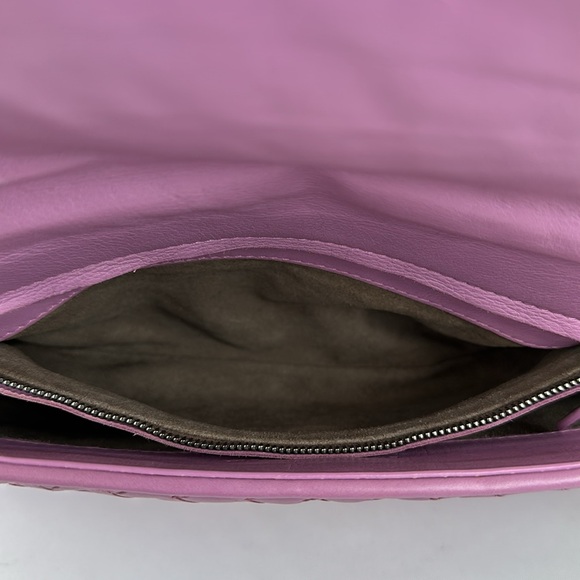 Bottega Veneta Lavender Intrecciato Leather Flap Crossbody Bag Removable Strap - Picture 15 of 16